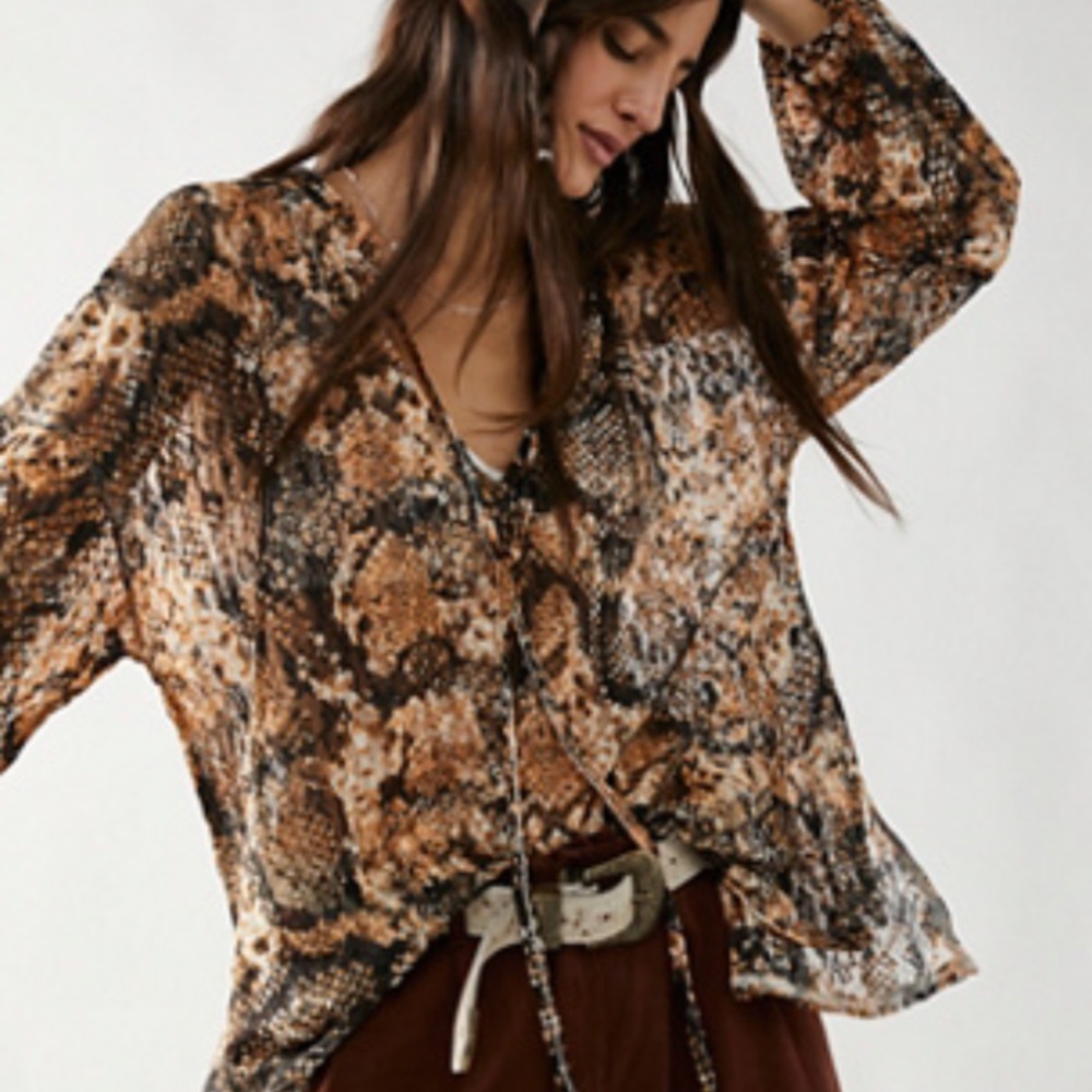 Free People Top!